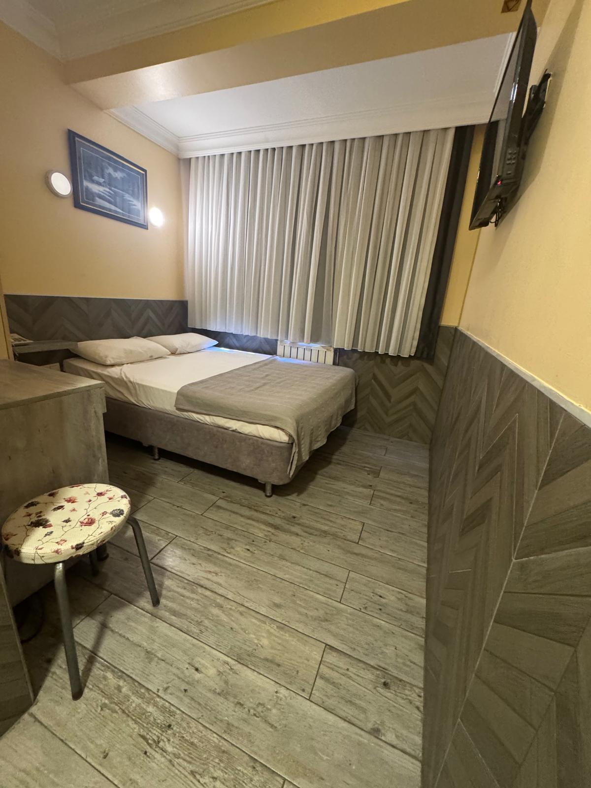 Tek Kişilik Penceresiz Oda